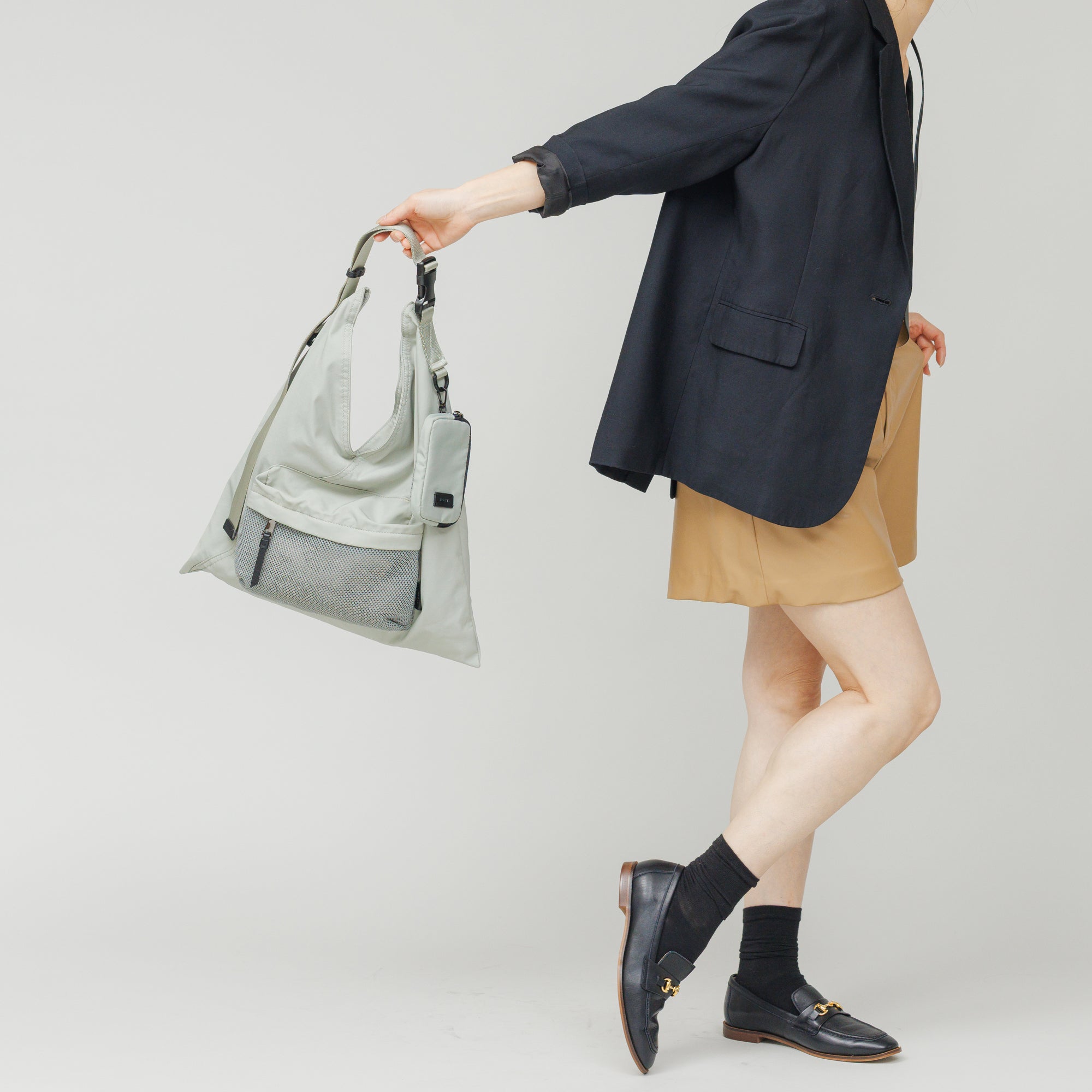 【予約販売】CP TRIANGLE TOTE L (Black)