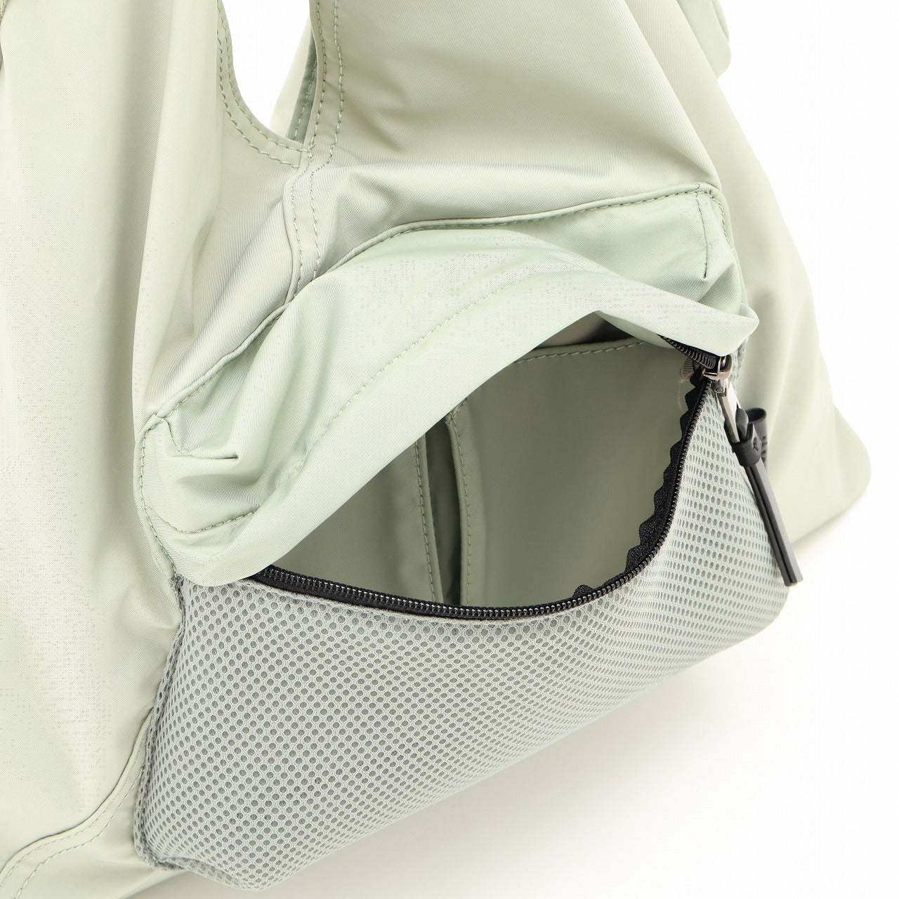 【予約販売】CP TRIANGLE TOTE L (Black)