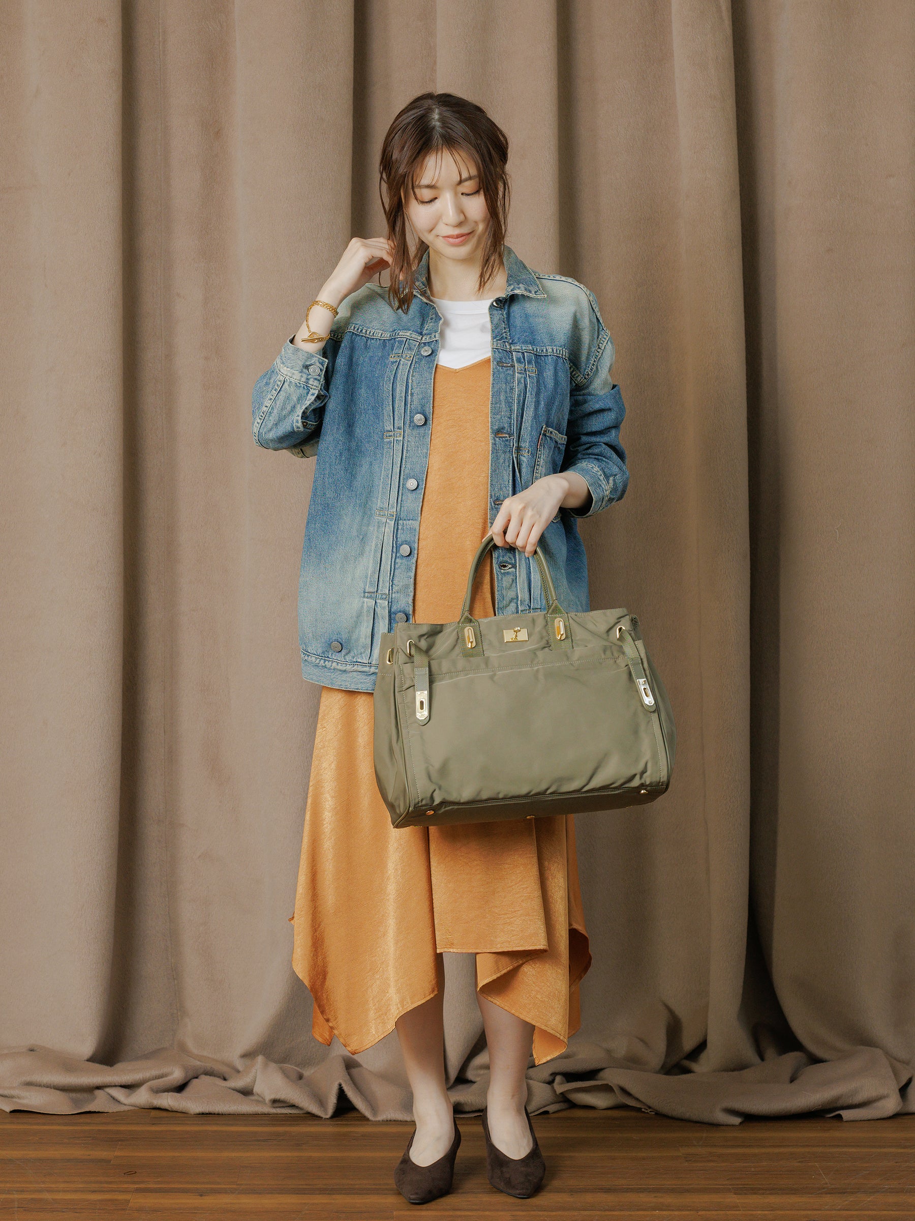 【予約販売】 PL BELTED TOTE L (Gray Green)
