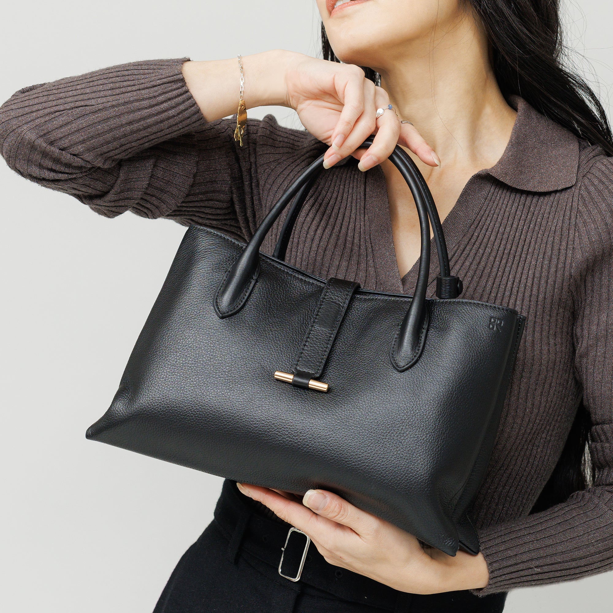 【予約販売】SEPARATE TOTE M (Grege)