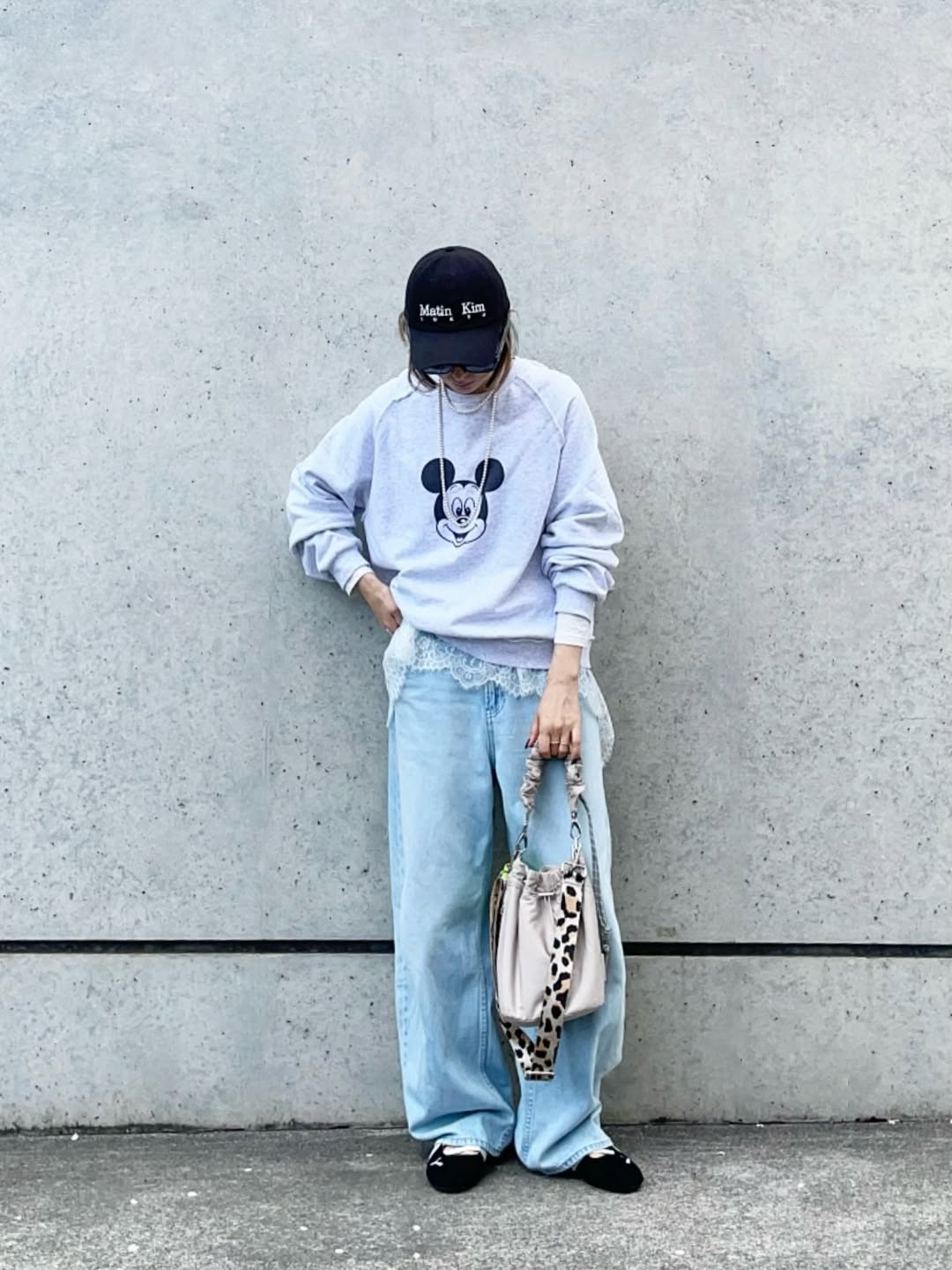 PL GATHER STRAP HANDBAG (Brown)