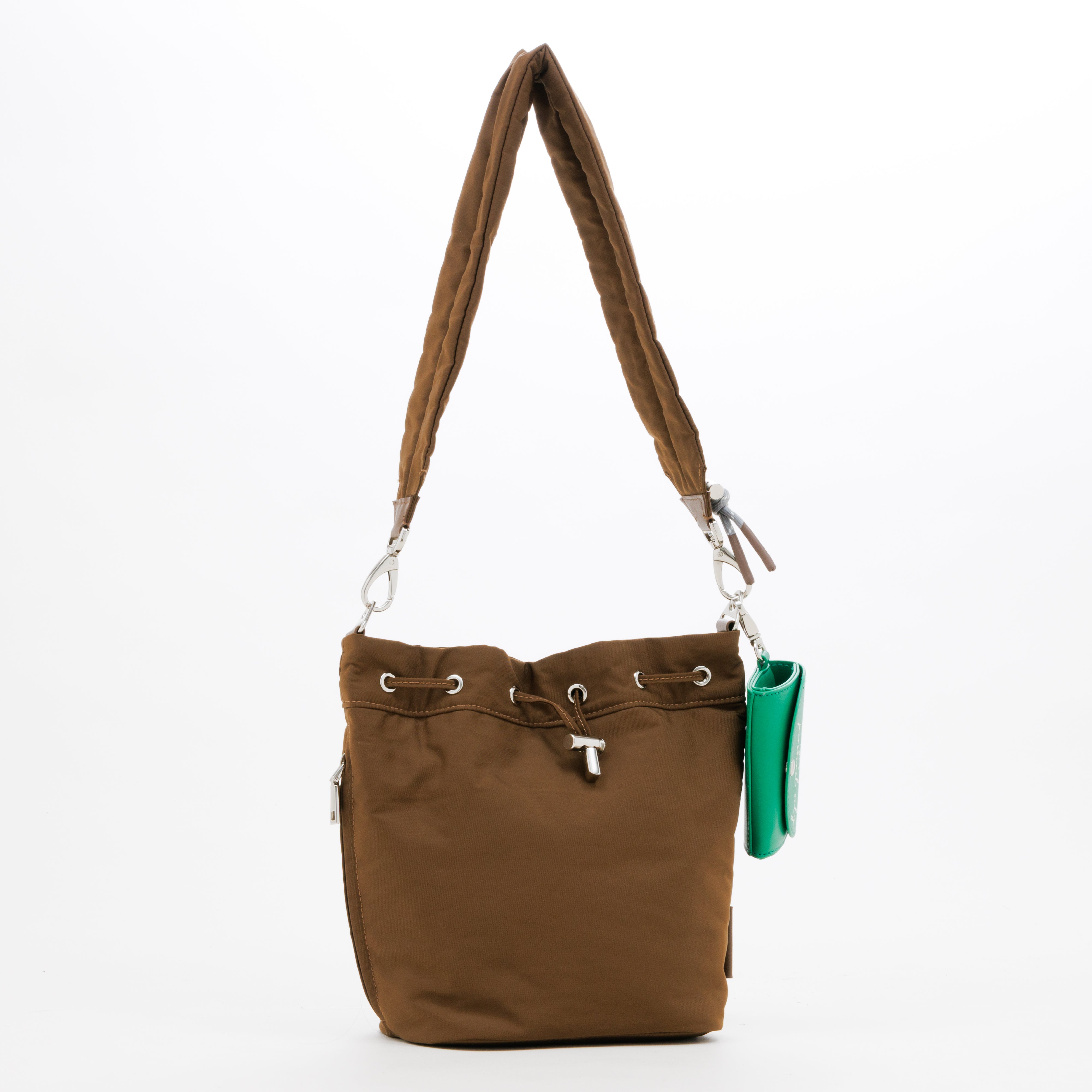 【予約販売】PL GATHER STRAP HANDBAG (Brown)