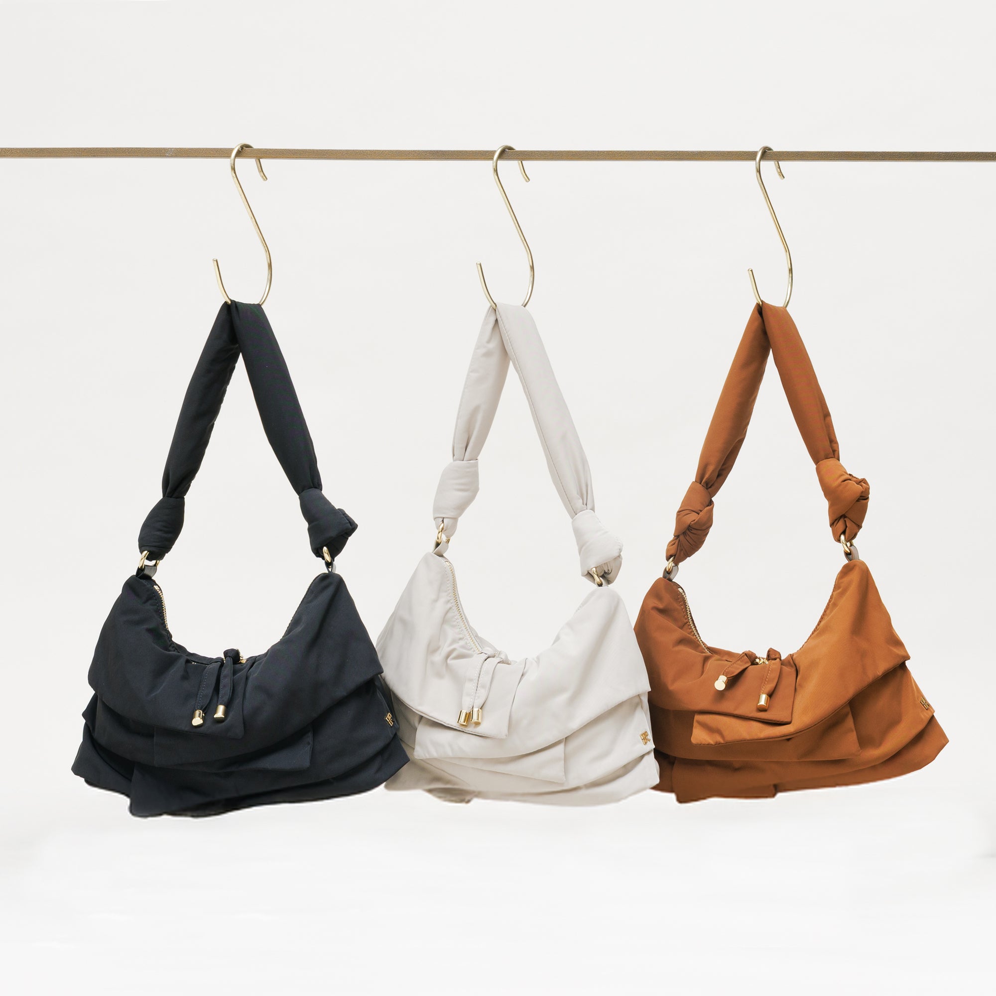 【予約販売】PL FRILLS HANDBAG (Ecru Beige)