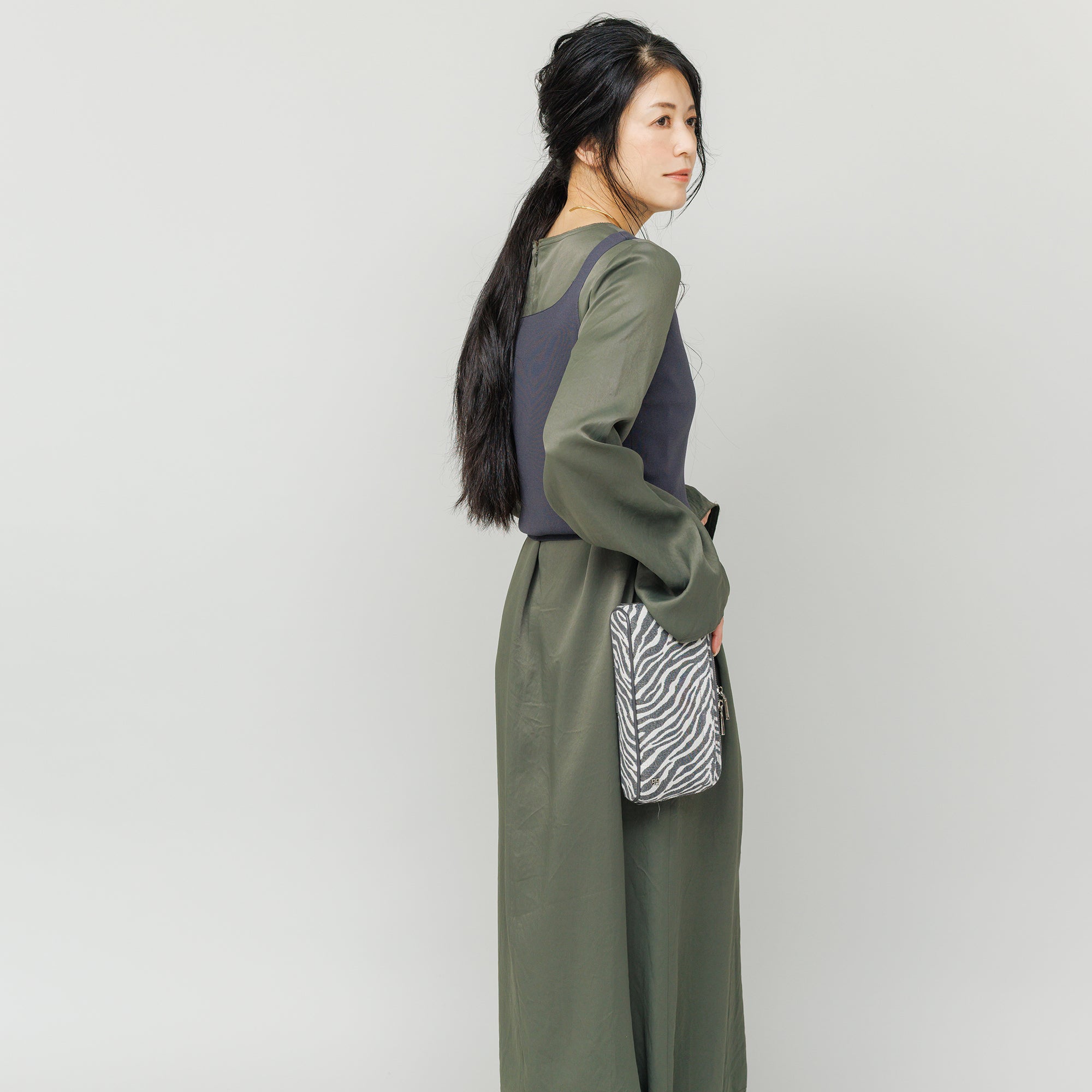 【予約販売】JQ TRAVEL CROSSBODY (Camel Leopard)