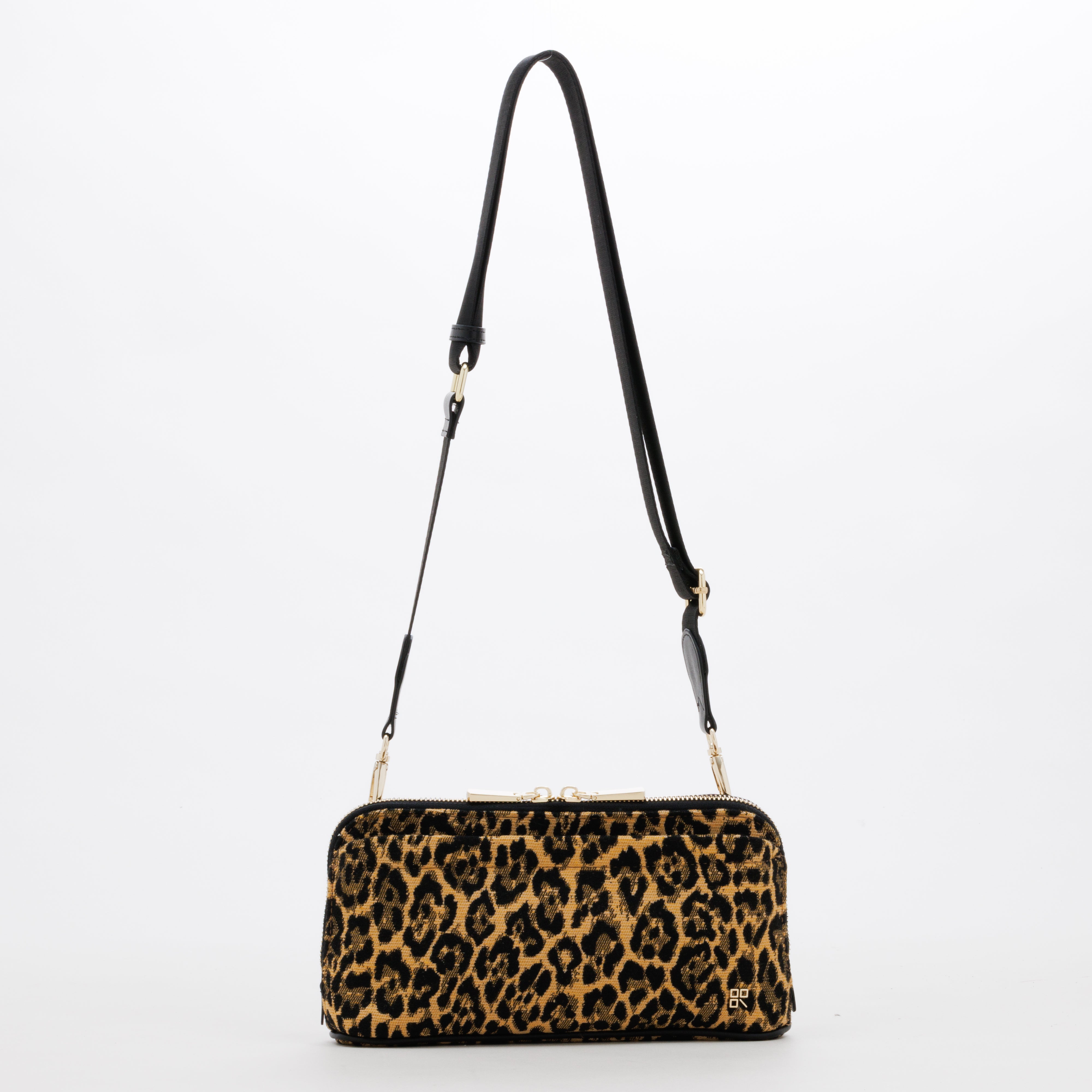 【予約販売】JQ TRAVEL CROSSBODY (Camel Leopard)