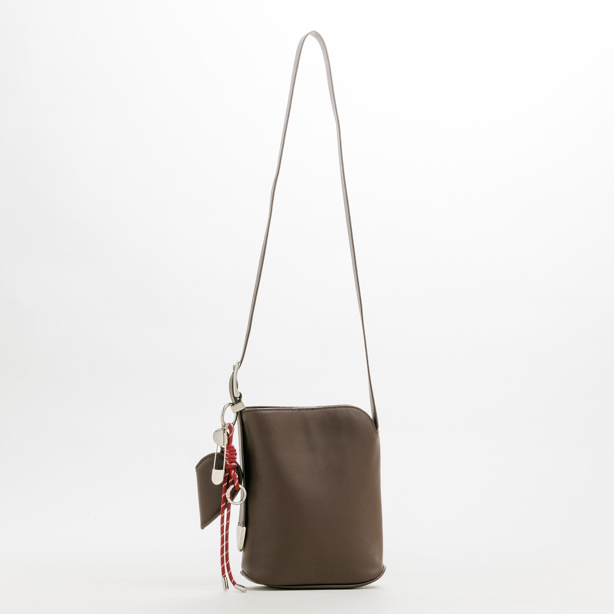 LEATHER ROUND HANDBAG (Light Beige)