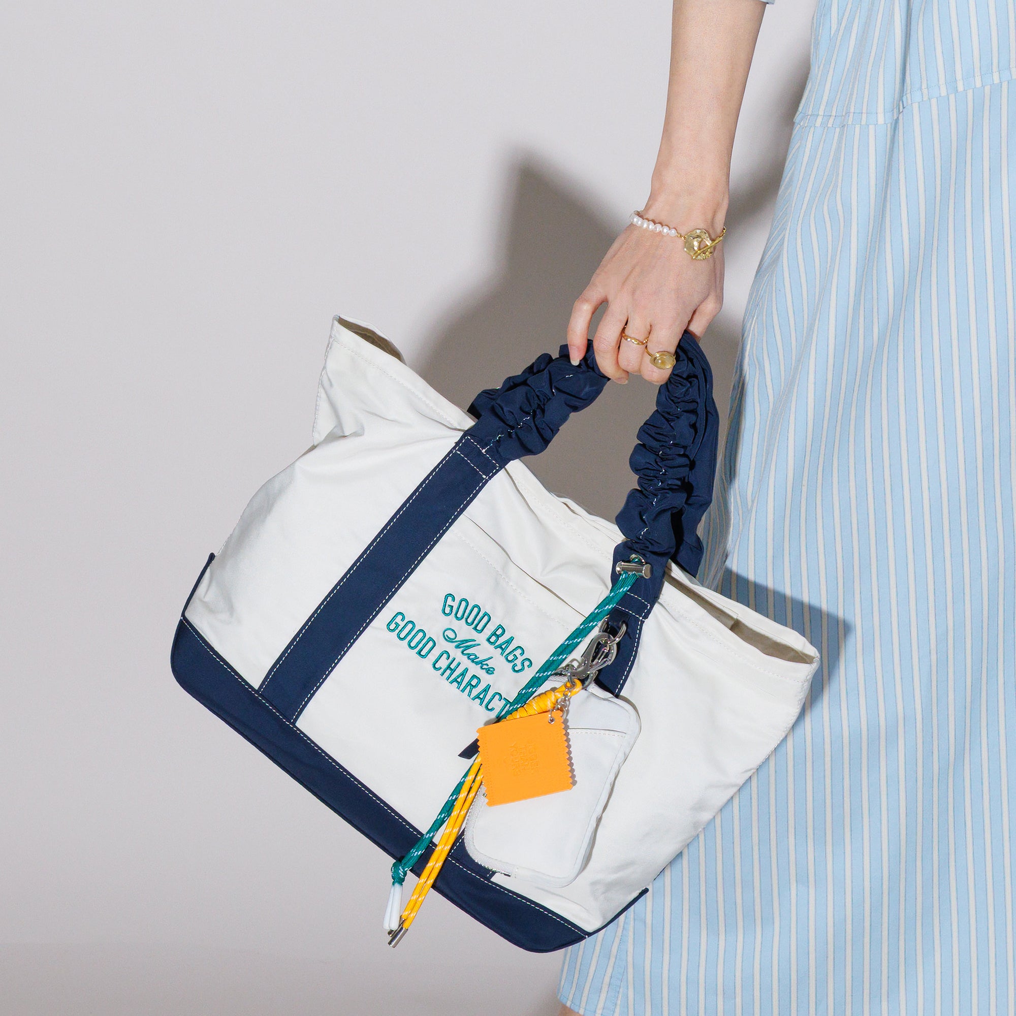 【予約商品】 PL GOOD CHARACTER TOTE L (Off White)