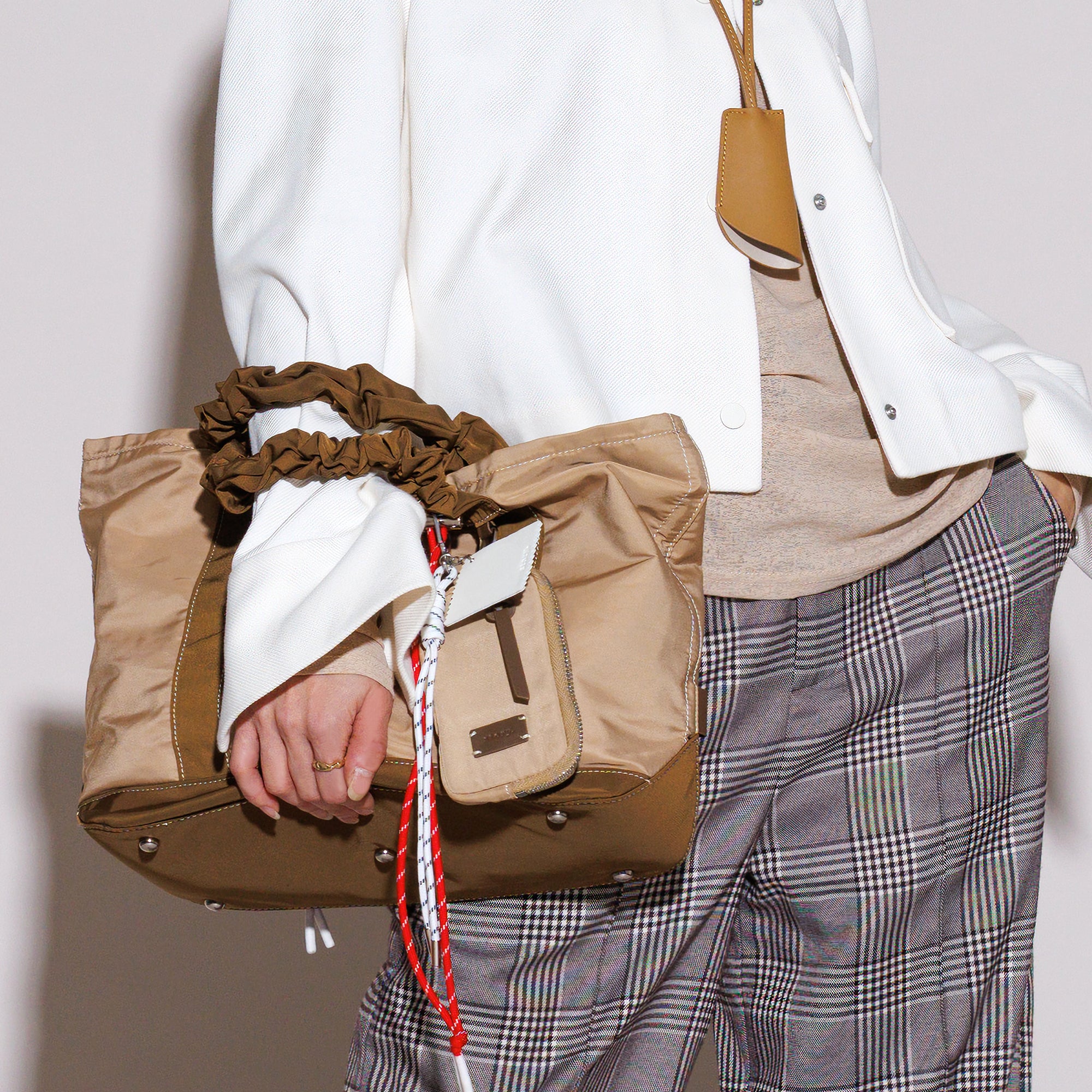 【予約商品】 PL GOOD CHARACTER TOTE L (Off White)