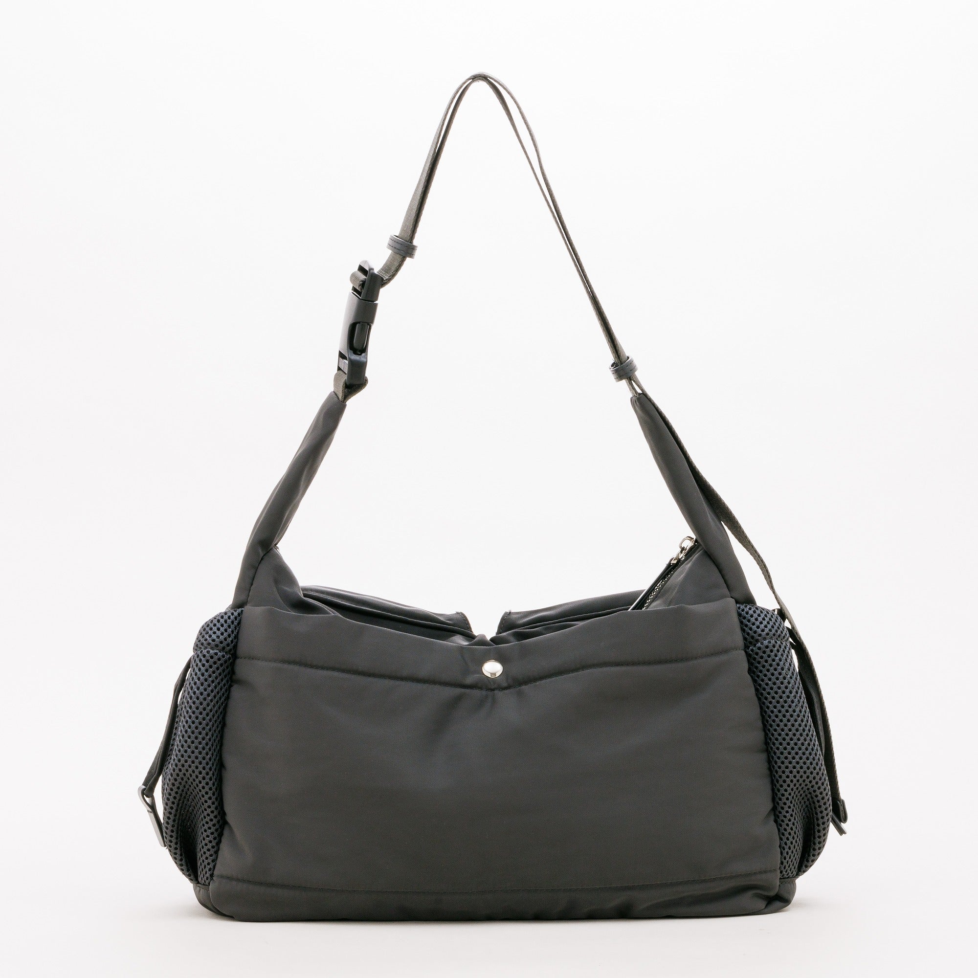 PL MULTI POCKET ONESHOULDER M (Black)