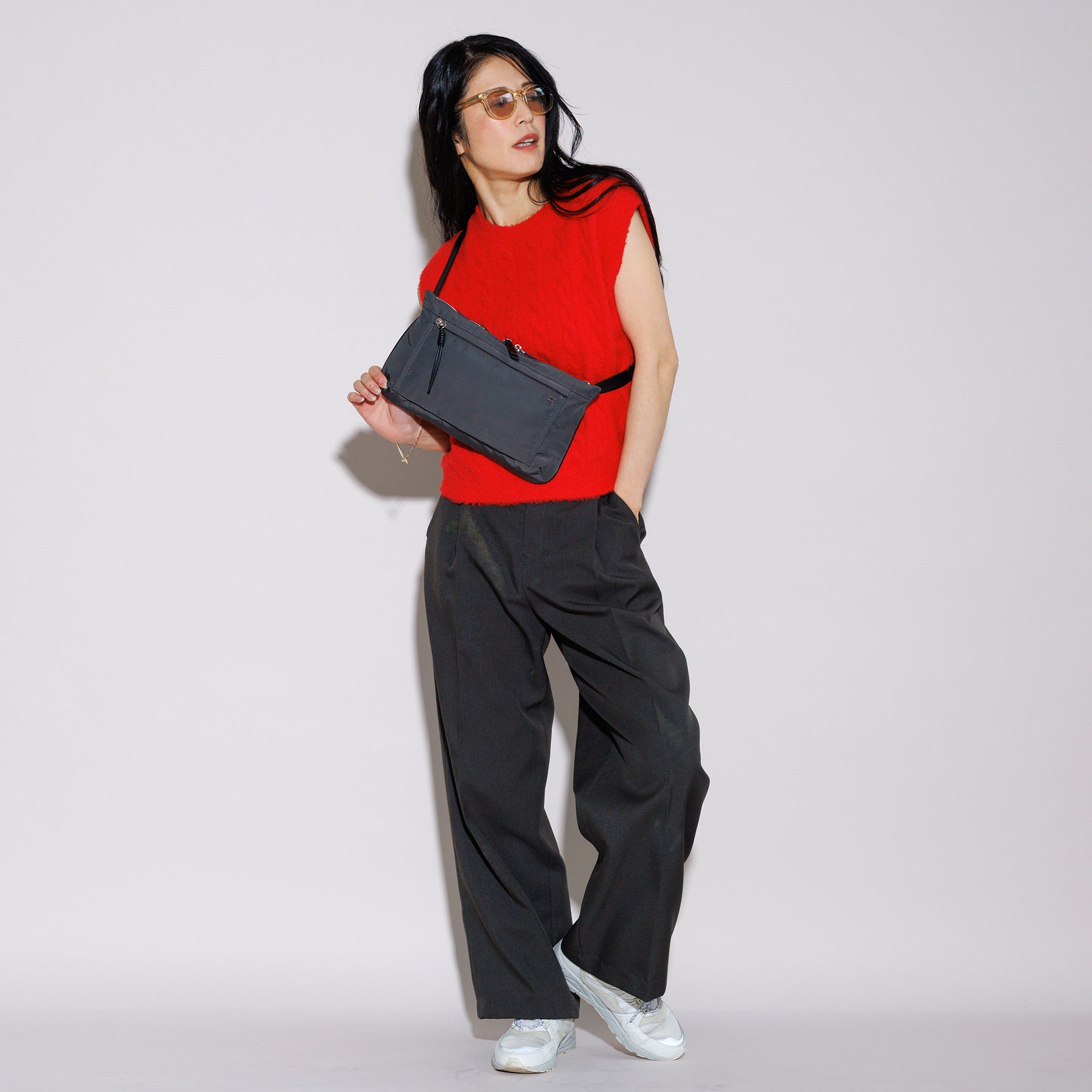 【予約商品】 PL FLAT CROSSBODY (Black)