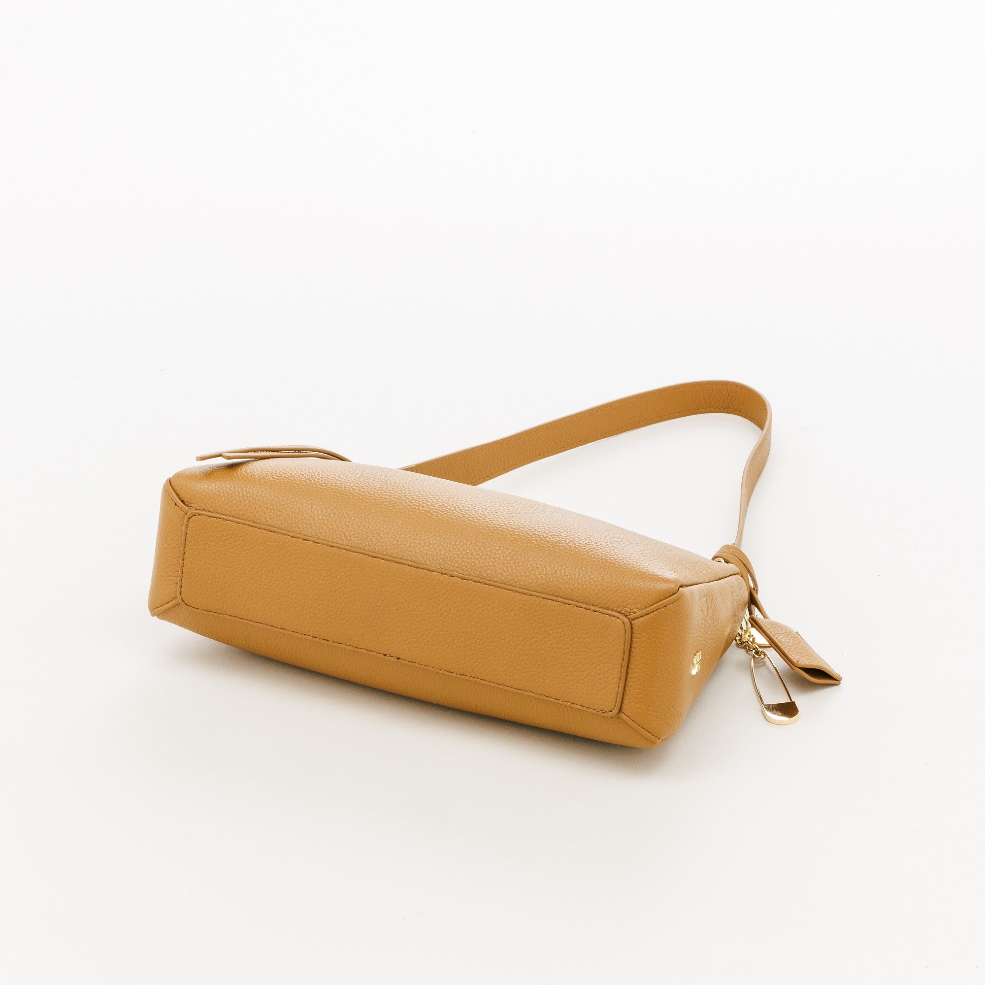 LEATHER CURVE TOP HANDBAG (Coral)