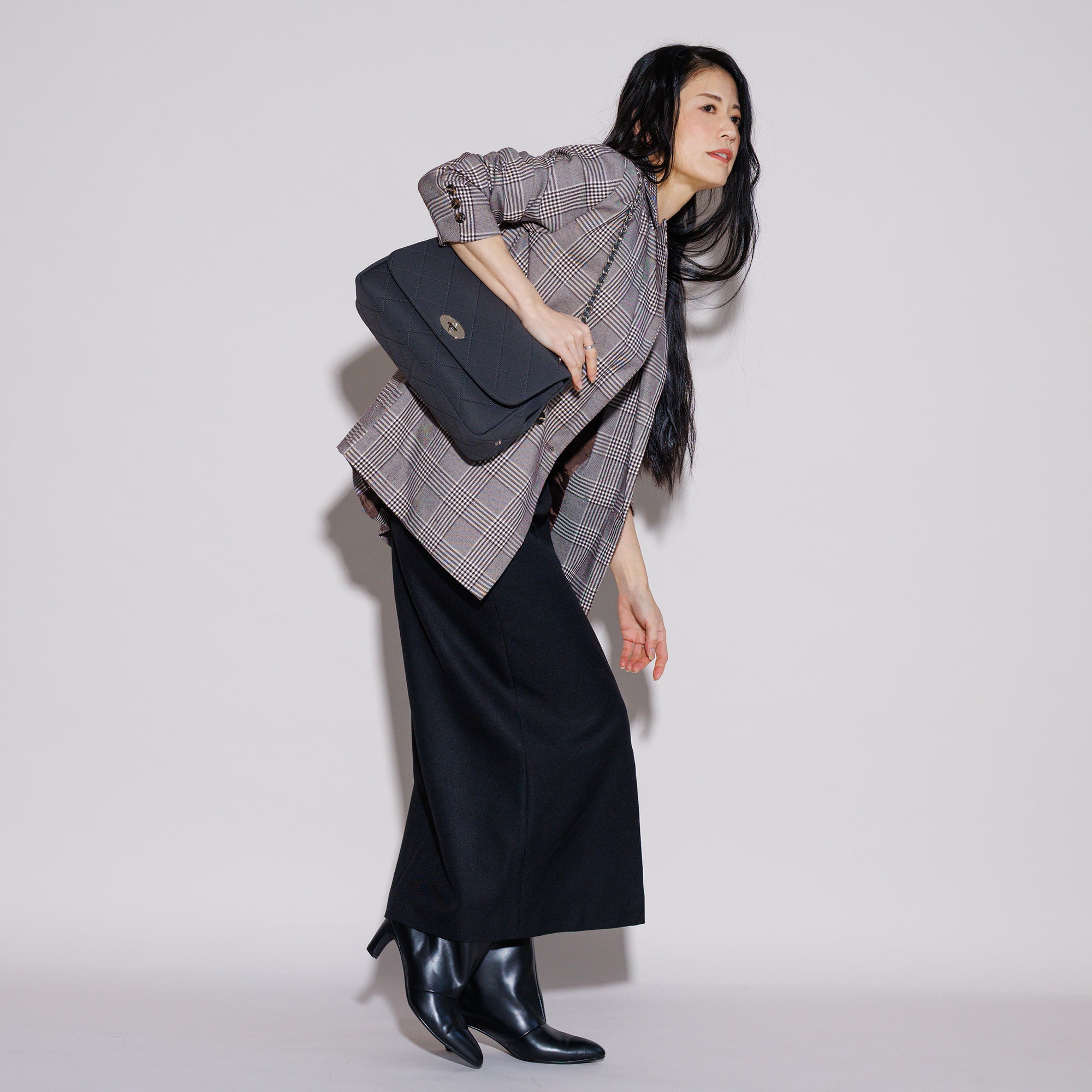 NP FLAP HANDBAG (Dark Brown)